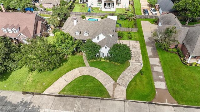 4111 Maidstone Drive, Lake Charles, LA 70605