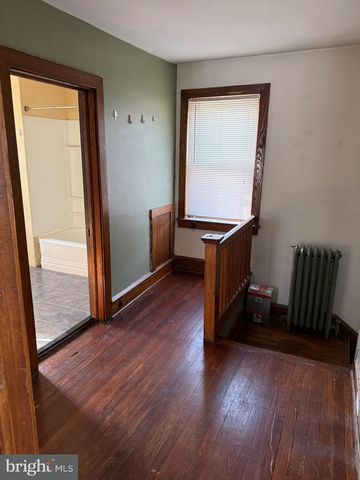 28 E OAKLAND AVE, Haddon Township, NJ 08107