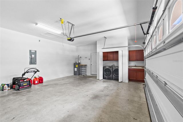 8925 KITTANNING AVENUE, Orlando, FL 32836