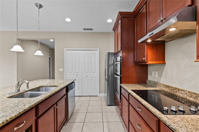 8925 KITTANNING AVENUE, Orlando, FL 32836