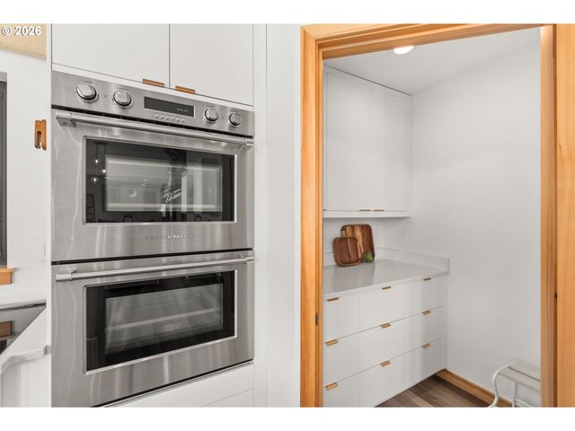 360 SMOKEY VALLEY Rd, Toledo, WA 98591