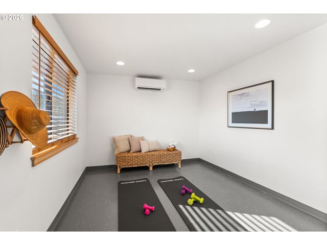 360 SMOKEY VALLEY Rd, Toledo, WA 98591