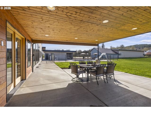 360 SMOKEY VALLEY Rd, Toledo, WA 98591