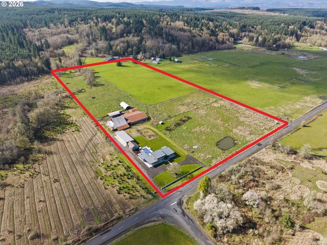 360 SMOKEY VALLEY Rd, Toledo, WA 98591