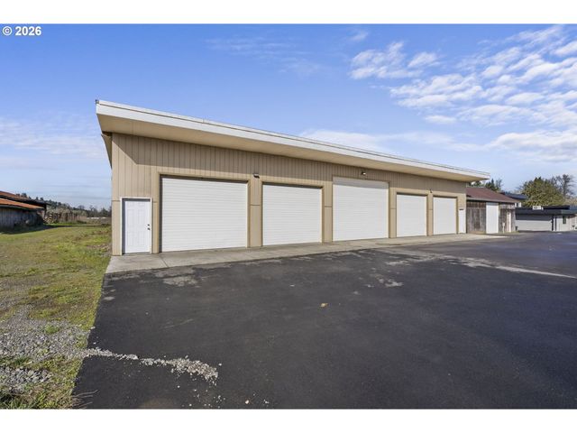 360 SMOKEY VALLEY Rd, Toledo, WA 98591