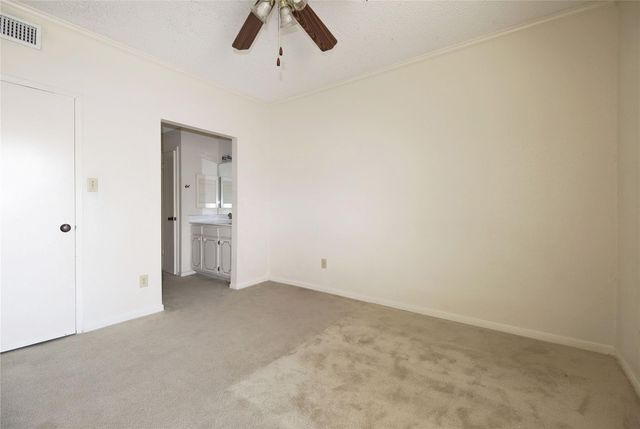 5711 Sugar Hill 95, Houston, TX 77057