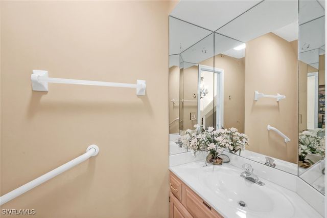 6636 Trident WAY, Naples, FL 34108