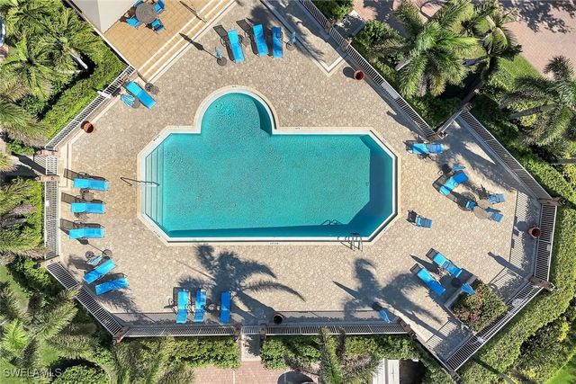 6636 Trident WAY, Naples, FL 34108