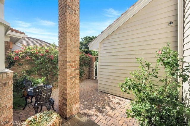 6636 Trident WAY, Naples, FL 34108