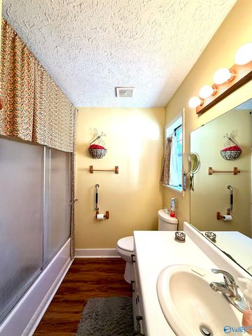 204 Seville Lane, Rainbow City, AL 35906