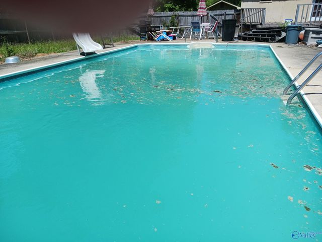 204 Seville Lane, Rainbow City, AL 35906