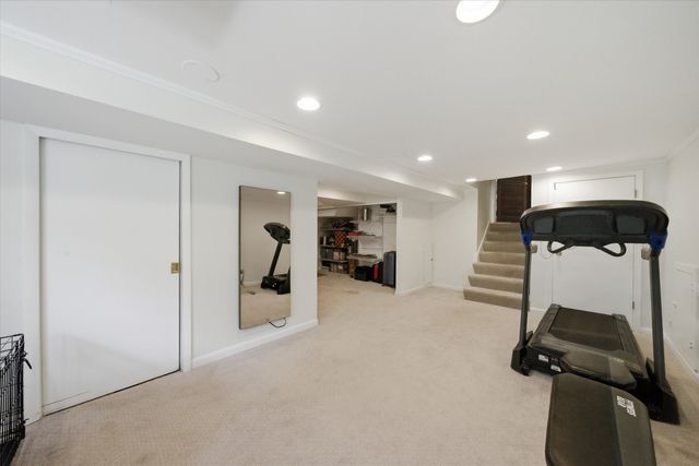 1752 McCraren Road, Highland Park, IL 60035