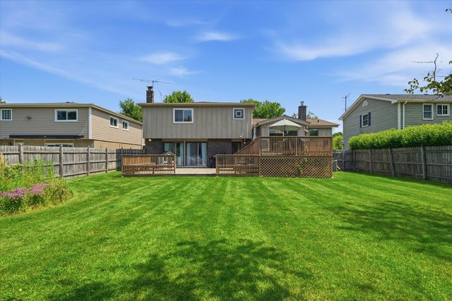 1752 McCraren Road, Highland Park, IL 60035