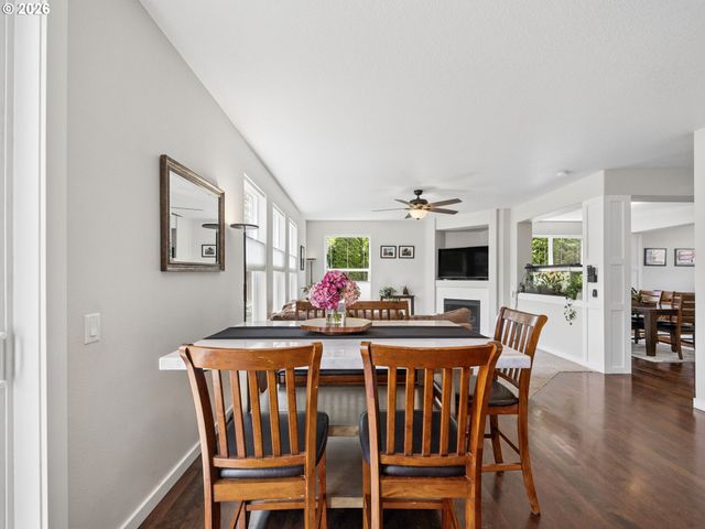 15022 Journey Dr, Oregon City, OR 97045
