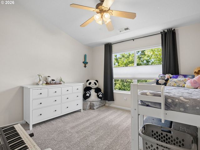 15022 Journey Dr, Oregon City, OR 97045