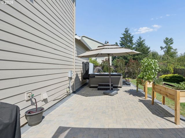 15022 Journey Dr, Oregon City, OR 97045