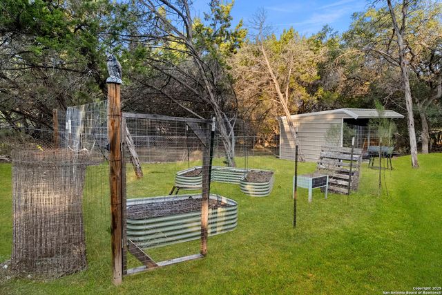 9119 Cap Mountain Dr, San Antonio, TX 78255