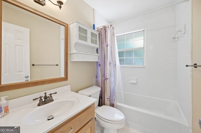 2232 Dunseath Avenue NW APT 203, Atlanta, GA 30318
