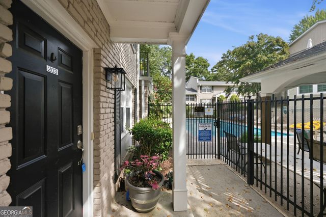 2232 Dunseath Avenue NW APT 203, Atlanta, GA 30318