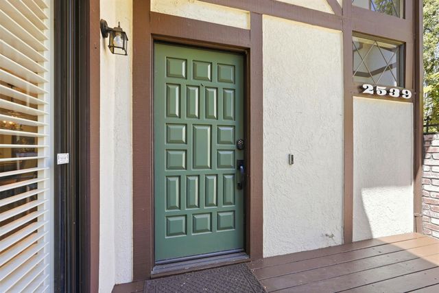 2539 Exeter Square Ln, Sacramento, CA 95825