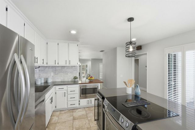 2539 Exeter Square Ln, Sacramento, CA 95825