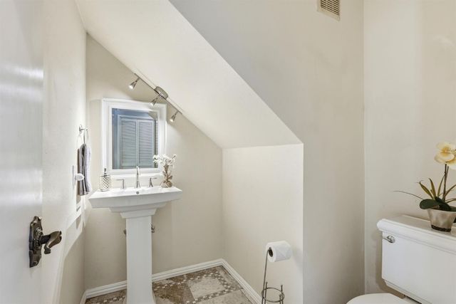 2539 Exeter Square Ln, Sacramento, CA 95825