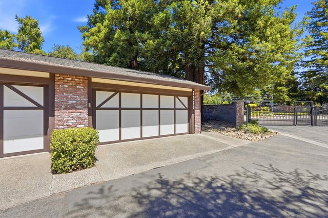 2539 Exeter Square Ln, Sacramento, CA 95825