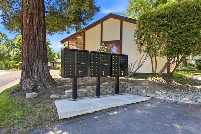 2539 Exeter Square Ln, Sacramento, CA 95825