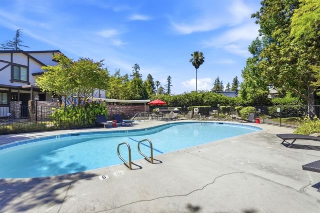 2539 Exeter Square Ln, Sacramento, CA 95825