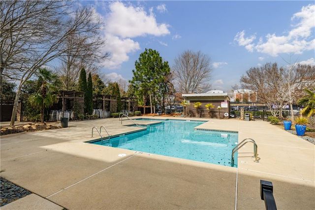 130 Arizona Ave NE 305, Atlanta, GA 30307