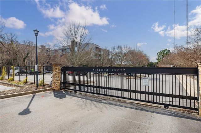 130 Arizona Ave NE 305, Atlanta, GA 30307