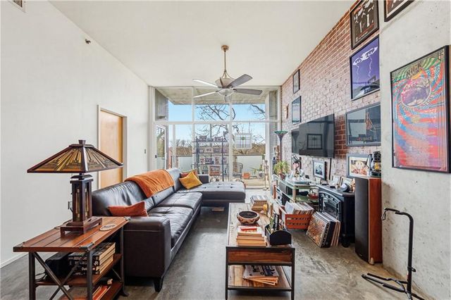 130 Arizona Ave NE 305, Atlanta, GA 30307