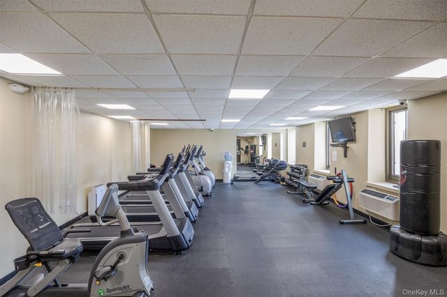 100 W Broadway 1H, Long Beach, NY 11561