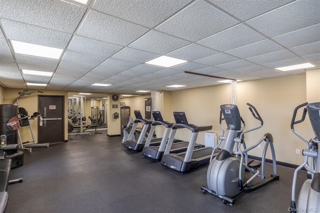 100 W Broadway 1H, Long Beach, NY 11561