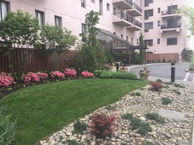 100 W Broadway 1H, Long Beach, NY 11561