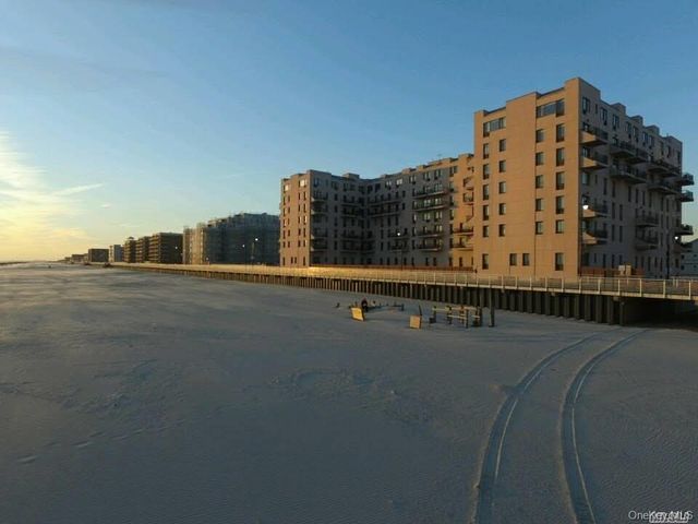 100 W Broadway 1H, Long Beach, NY 11561
