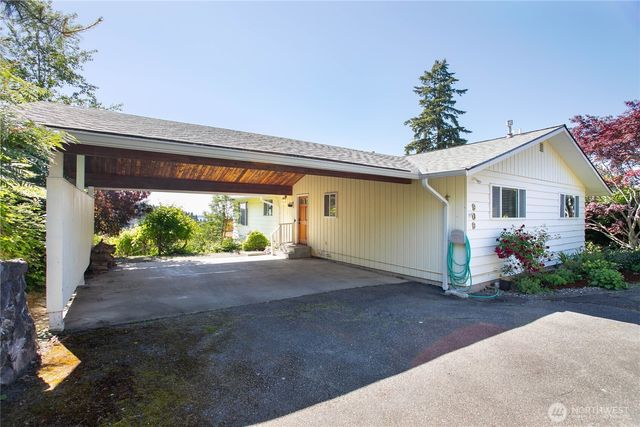 909 Queen Street, Bellingham, WA 98229