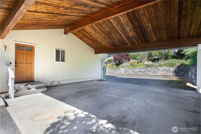 909 Queen Street, Bellingham, WA 98229