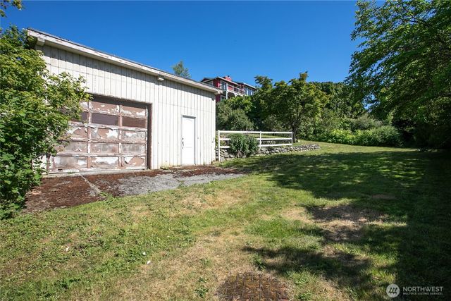 909 Queen Street, Bellingham, WA 98229