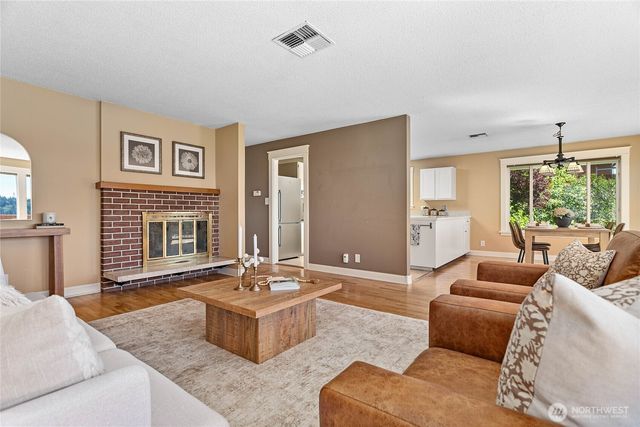 909 Queen Street, Bellingham, WA 98229