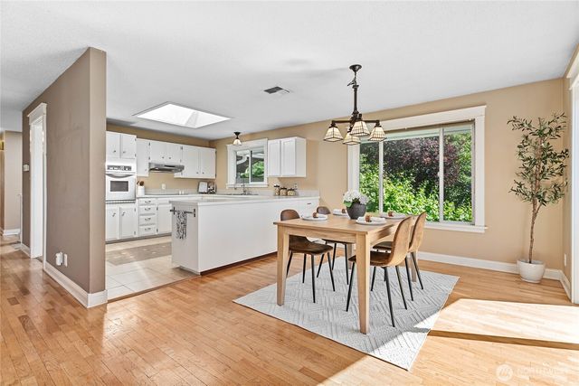 909 Queen Street, Bellingham, WA 98229