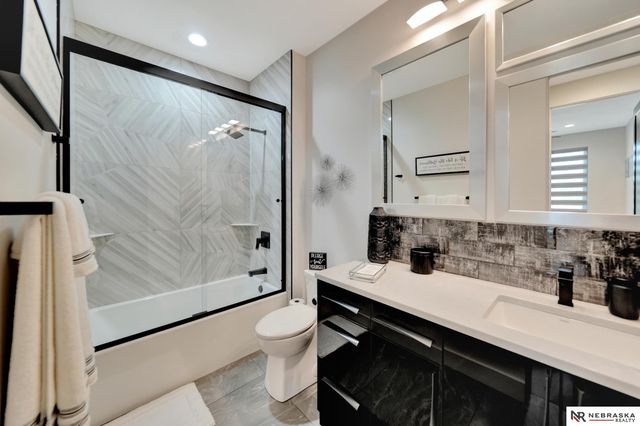 9619 Toma Road, Lincoln, NE 68526