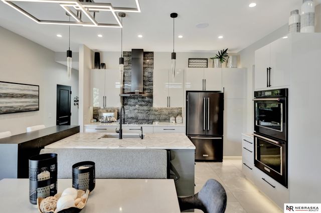 9619 Toma Road, Lincoln, NE 68526