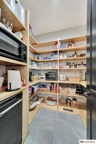 9619 Toma Road, Lincoln, NE 68526