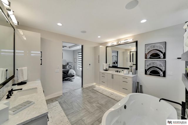 9619 Toma Road, Lincoln, NE 68526