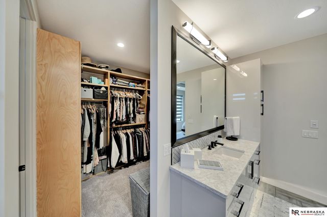 9619 Toma Road, Lincoln, NE 68526