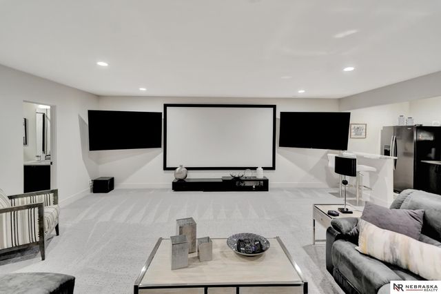 9619 Toma Road, Lincoln, NE 68526