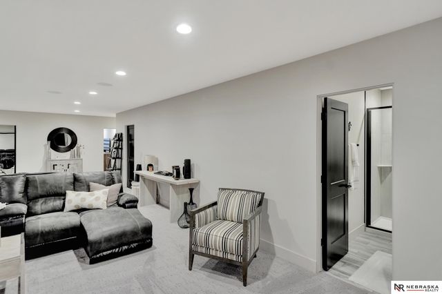 9619 Toma Road, Lincoln, NE 68526