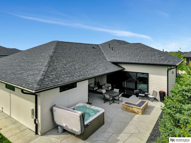 9619 Toma Road, Lincoln, NE 68526