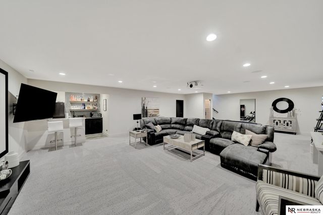 9619 Toma Road, Lincoln, NE 68526